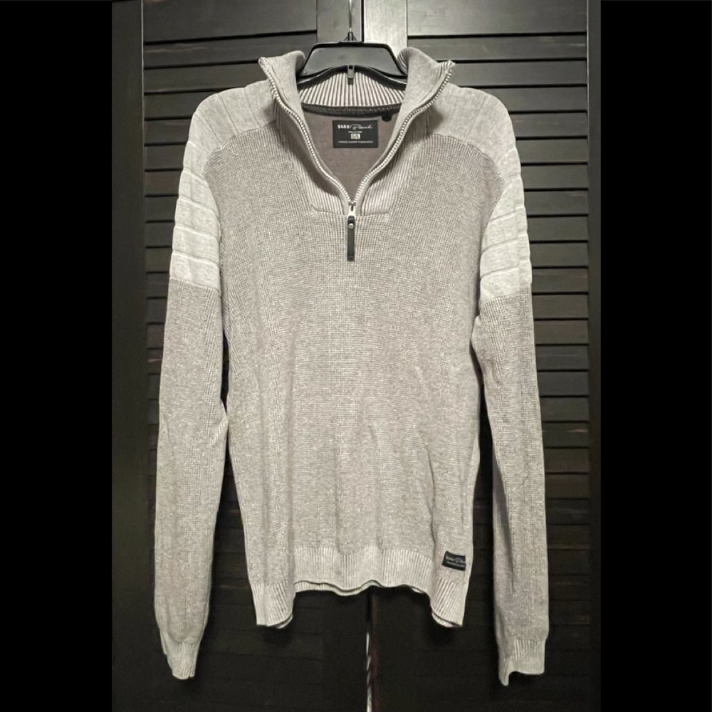 Men’s sweater by Dark Black size Large 1/4 Zip Gray Heavy Knit Casual EC!!